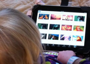 Achtergrondinformatie 21st century skills kind met ipad